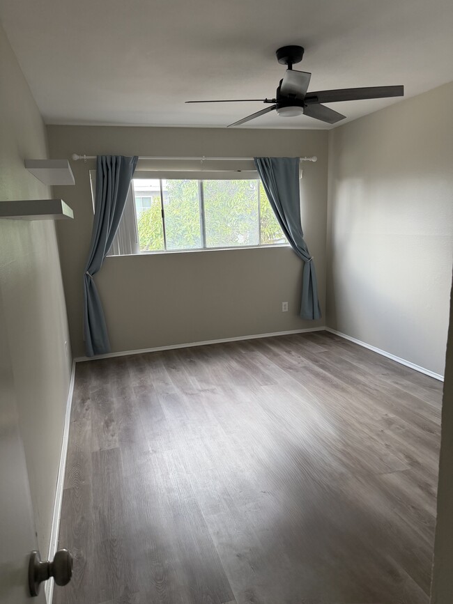 Building Photo - 3844 Groton St