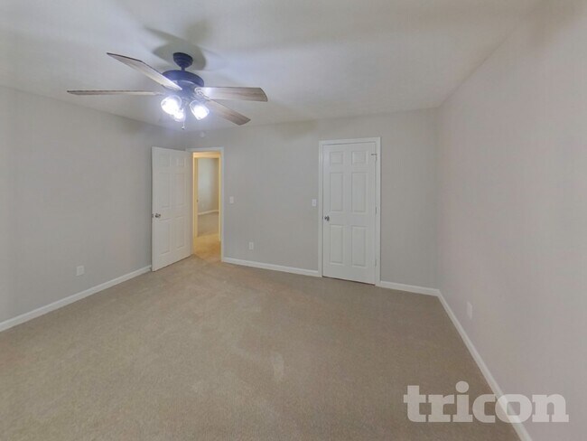Foto del edificio - 117 Fawn Cir