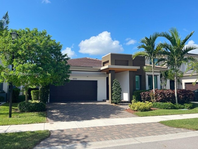 Building Photo - 10711 Aqua Ct