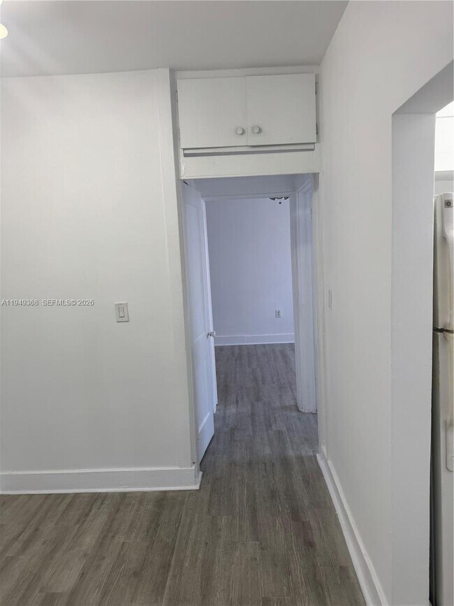 Foto del edificio - 1552 SW 2nd St