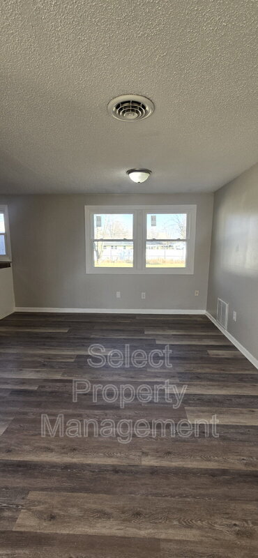 Foto del edificio - 3914 Maplecrest Rd