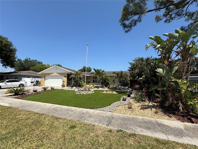 Building Photo - 2729 Nodosa Dr