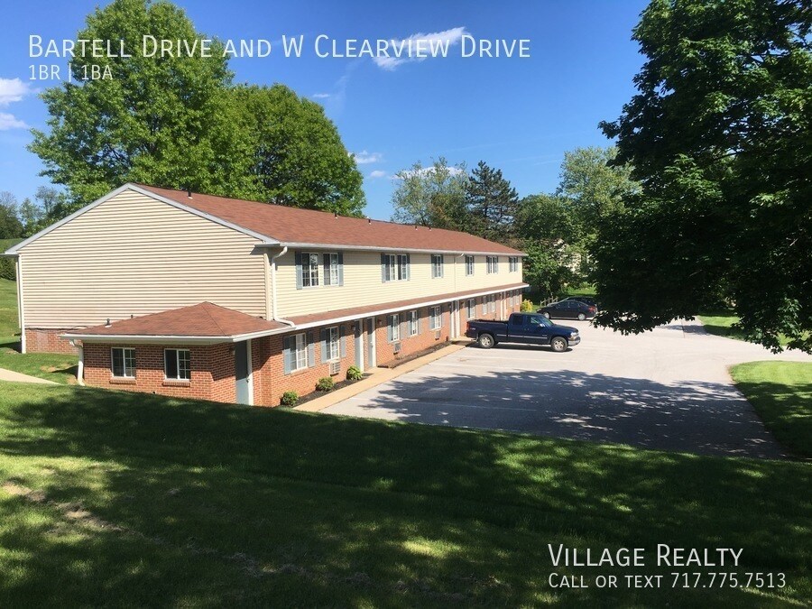 51 W Clearview Dr Unit D, Shrewsbury, PA 17361 Room for Rent in
