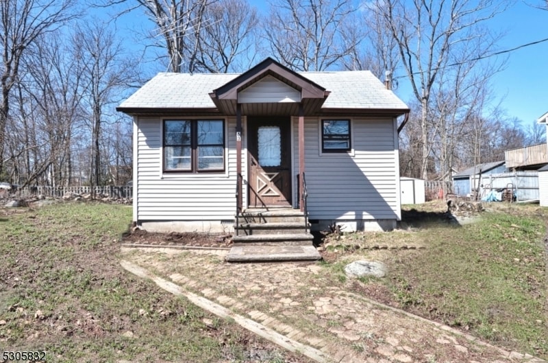 Primary Photo - 63 Iowa Ave