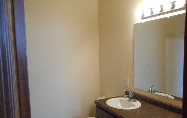 Foto del edificio - 322 Chippewa St