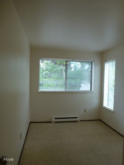 Building Photo - 7000 Roosevelt Way NE