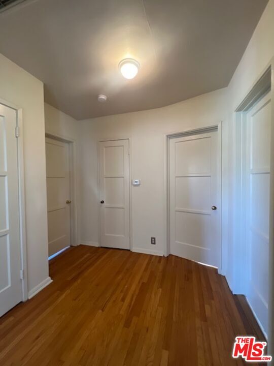 Building Photo - 1719 Glendon Ave