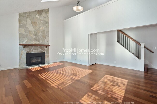 Foto del edificio - Three Bedroom Gem with Bonus Room in Oak Creek Oasis! DEPOSIT SPECIAL