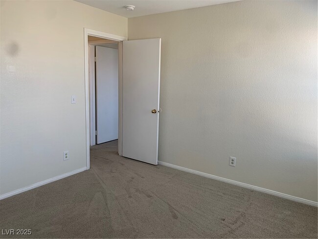 Building Photo - 6512 Hayden Peak Ln
