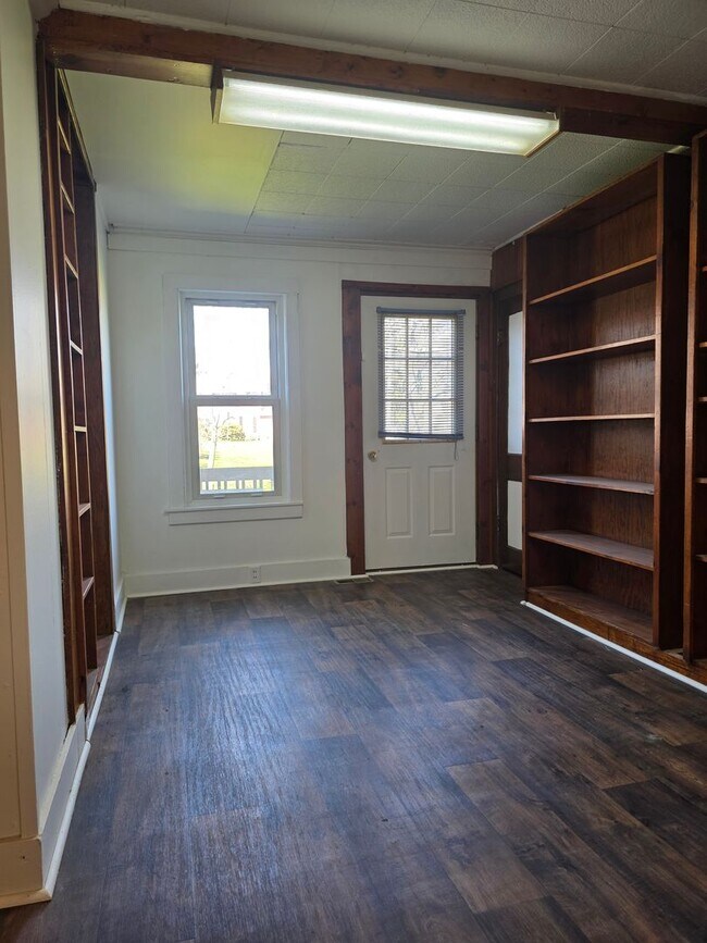 Foto del edificio - 397 Upper Oakwood Ave