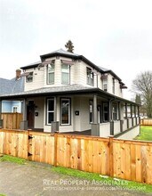 Building Photo - 715 S Sheridan Ave