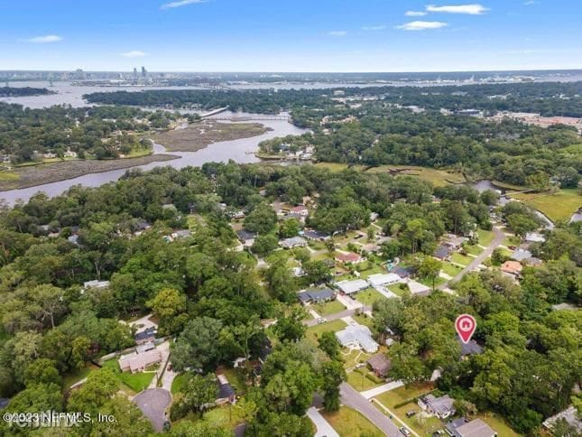 Building Photo - 3 br, 2 bath House - 6975 R Oakwood Dr