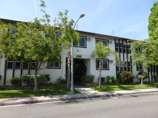 Building Photo - 3111 W Ramona Rd