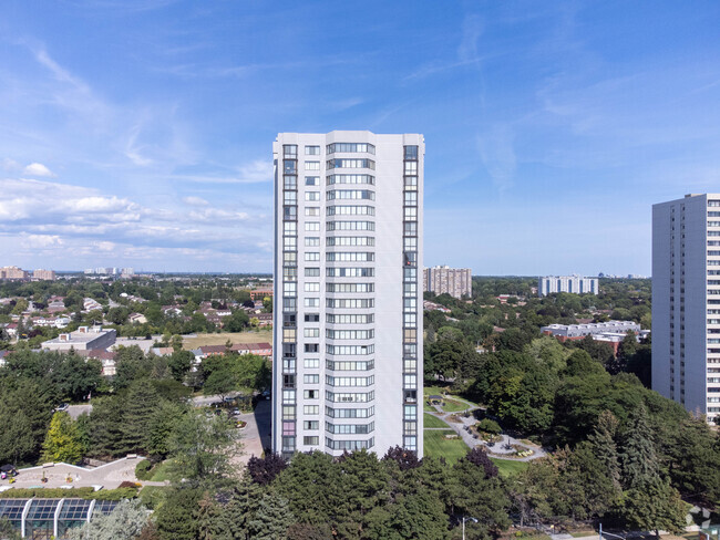 Building Photo - Sky Garden II