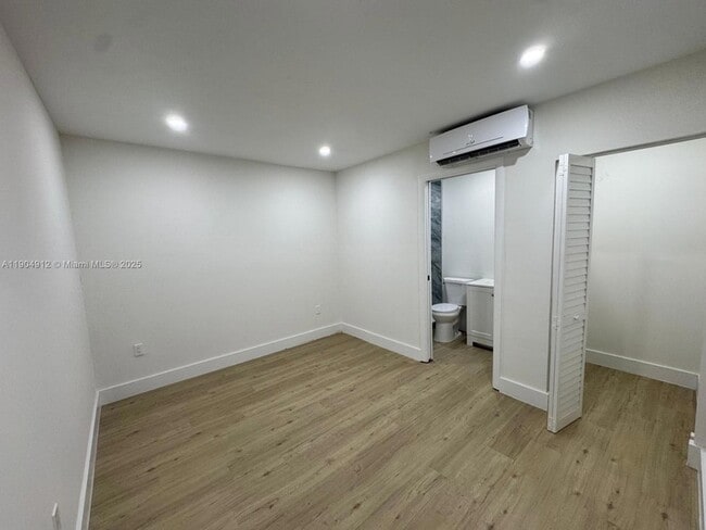 Foto del edificio - 12201 SW 64th St