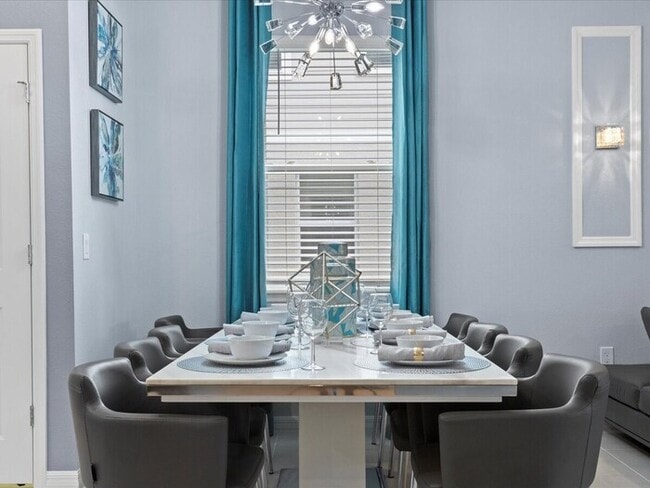 Building Photo - 2221LC  Dazzling Windsor Island 7BR Villa/...