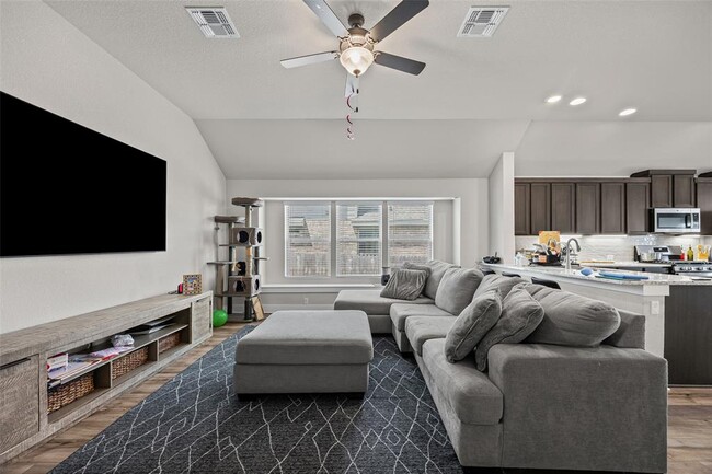 Building Photo - 627 Biscayne Bay Bend