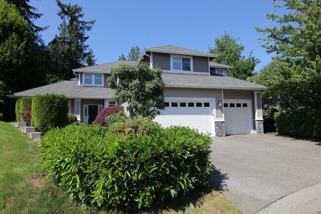 Building Photo - Must See Renton Home