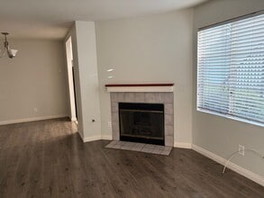 Building Photo - 4575 Contour Blvd