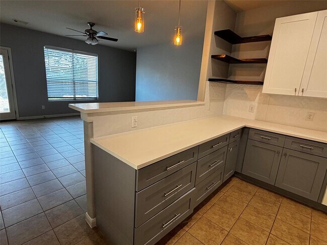 Building Photo - 2212 Buffalo Tundra Dr
