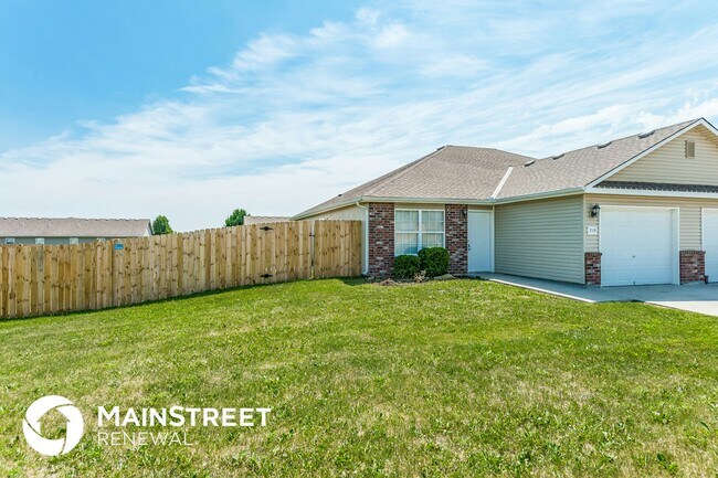 Building Photo - 210 Palmer Ct
