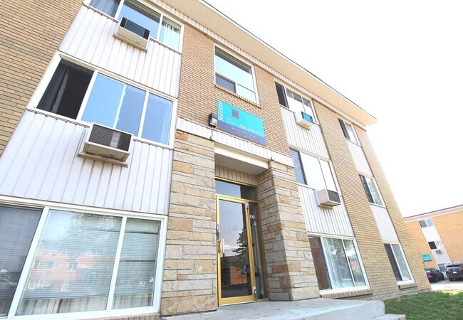 Building Photo - Par 2835