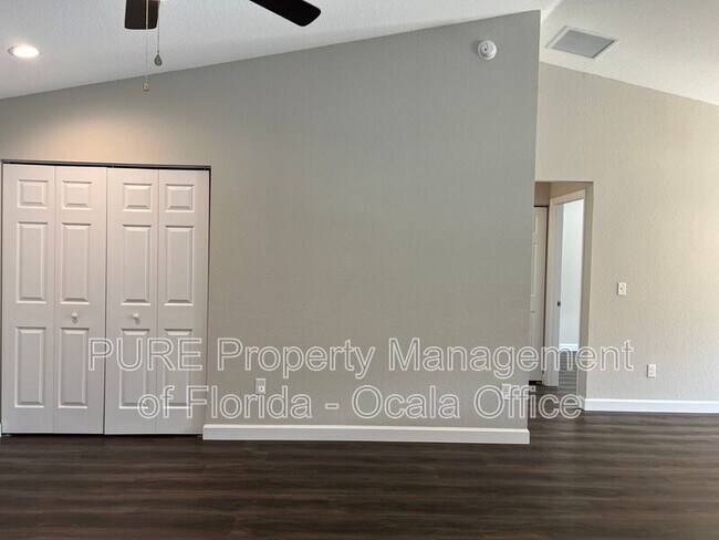 Building Photo - 4030 SE 139th Ln