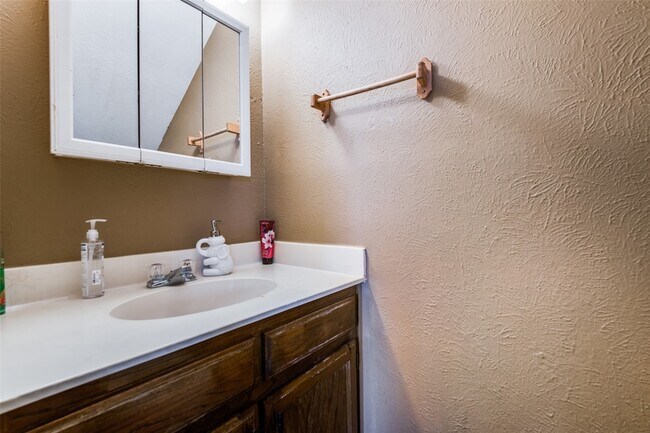Foto del edificio - 3309 Fallmeadow St