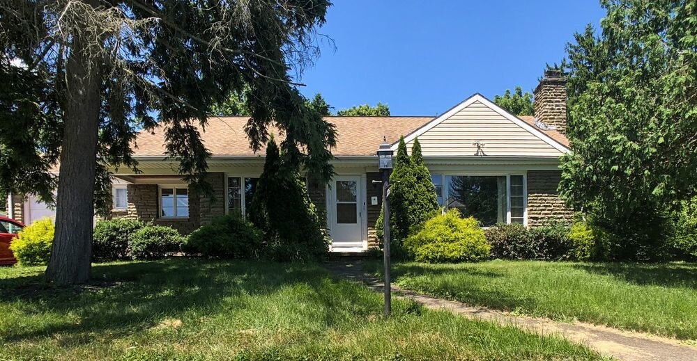Primary Photo - 275 Woodland Ave