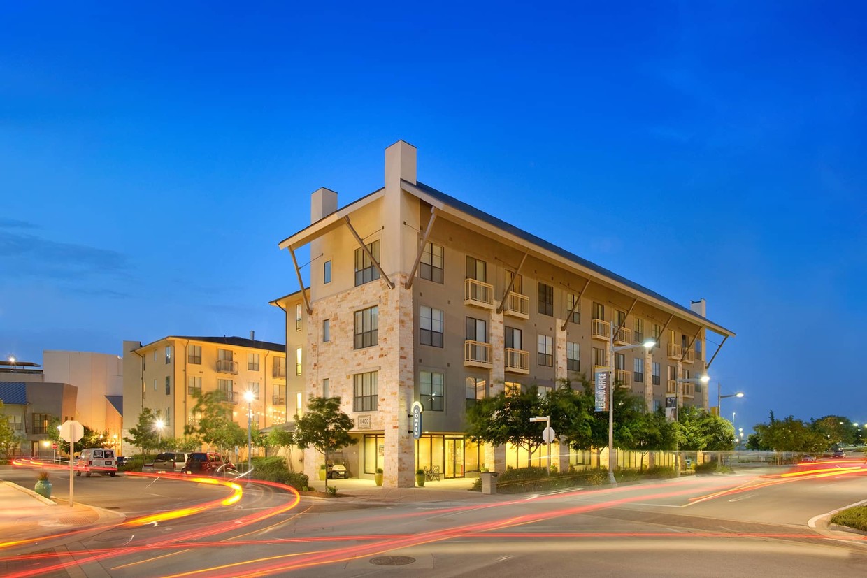 Residences at the Domain Rentals - Austin, TX | Apartments.com