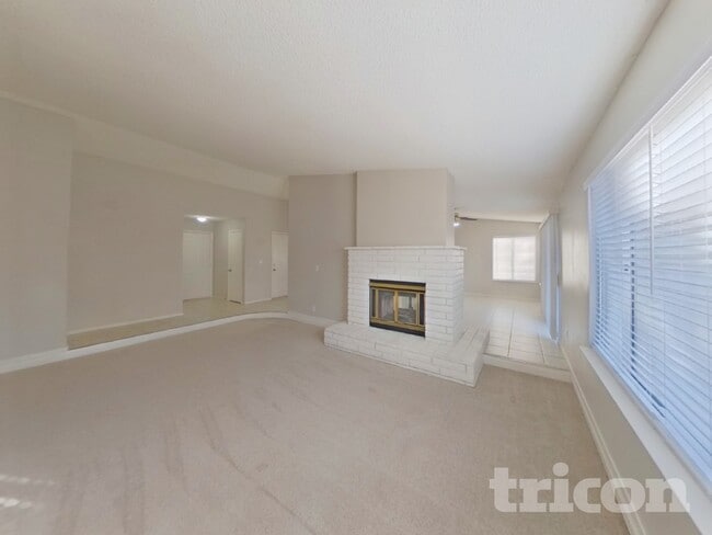 Foto del edificio - 5841 Butterum Ct