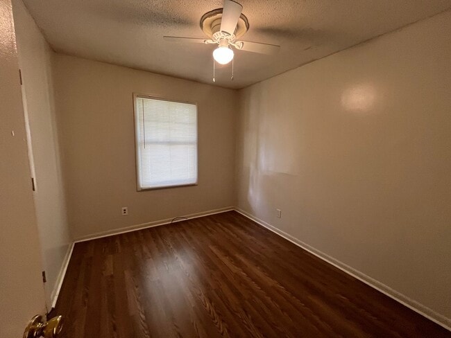 Building Photo - 608 Hightower St