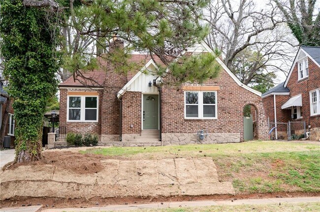 Foto del edificio - 1395 Winburn Dr