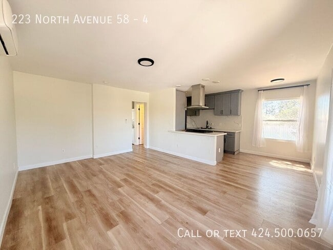 Building Photo - 223 N Ave 58