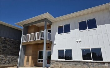 Building Photo - 3300 Nationway