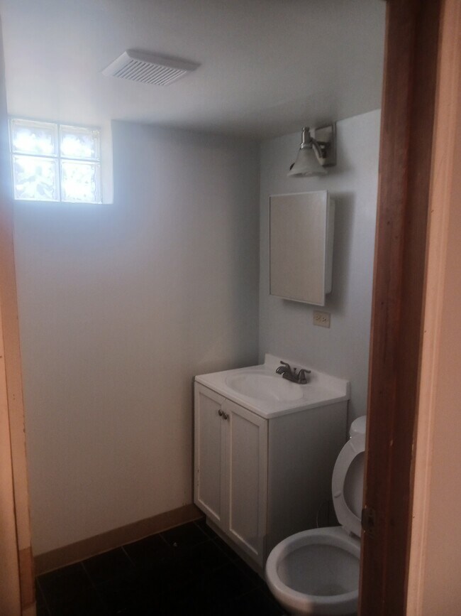 Foto del edificio - 297 Paxton Ave