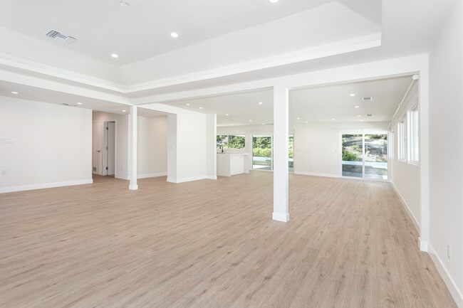 Open Floor Plan : Living Room - Dining - Kitchen - 6419 Valley Circle Ter