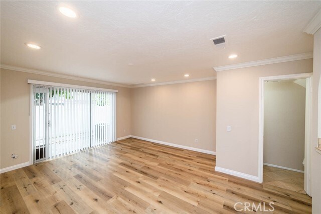 Building Photo - 54 Allenwood Ln