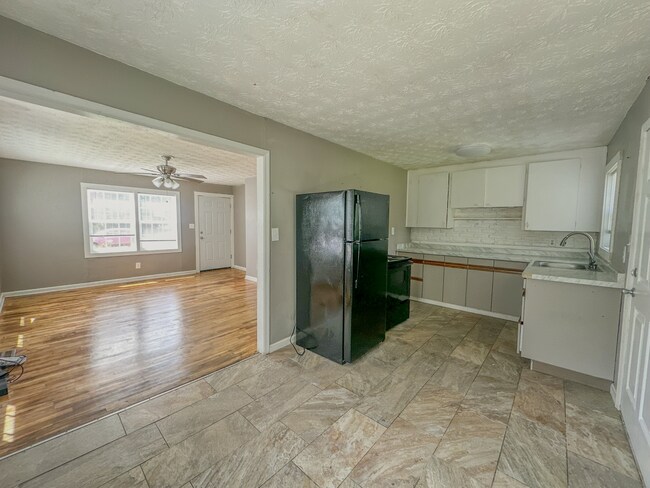 Foto del edificio - 804 E Cranford Ave