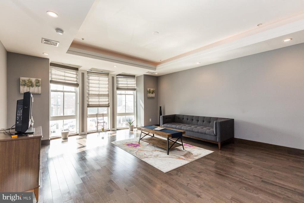 Primary Photo - 1512 Frankford Ave
