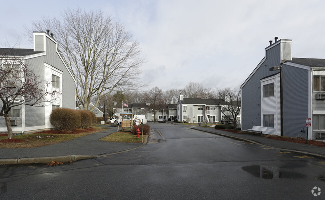 Building Photo - Merrimack Valley Apartments