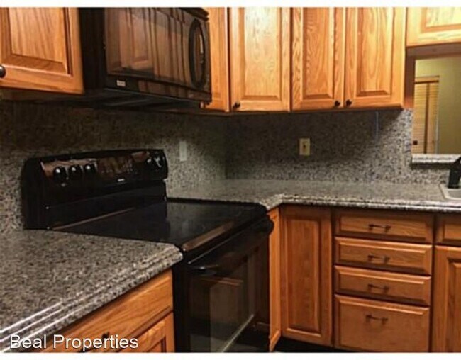 Foto del edificio - 3 br, 2 bath House - 822 Camellia Court