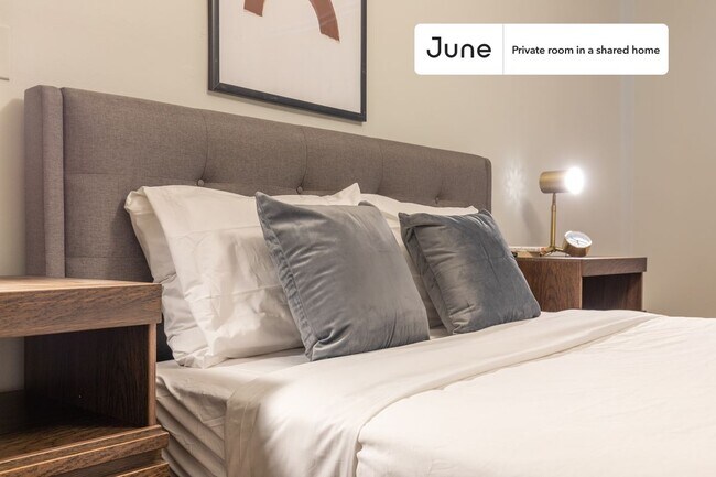 Foto del edificio - Room in Shared 4 bed/1 bath home