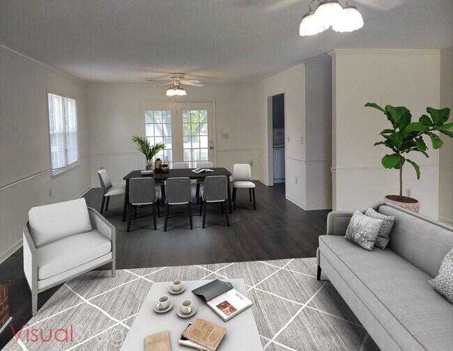 Building Photo - 3 Bedroom 2 Bath House Available! Pet Frie...