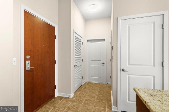 Building Photo - 1209 N Charles St