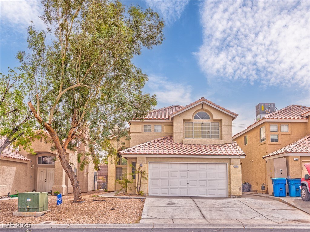 Foto principal - 1051 Overture Dr