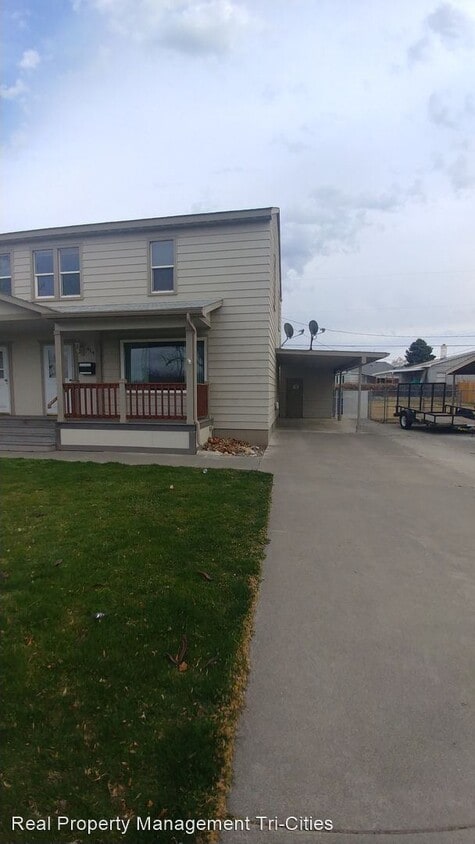 Primary Photo - 3 br, 2 bath House - 414 Douglass Av