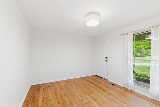 Foto del edificio - Crieve Hall Duplex