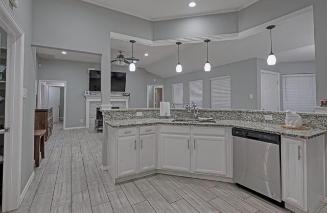 Foto del edificio - 8423 Creekbluff Dr