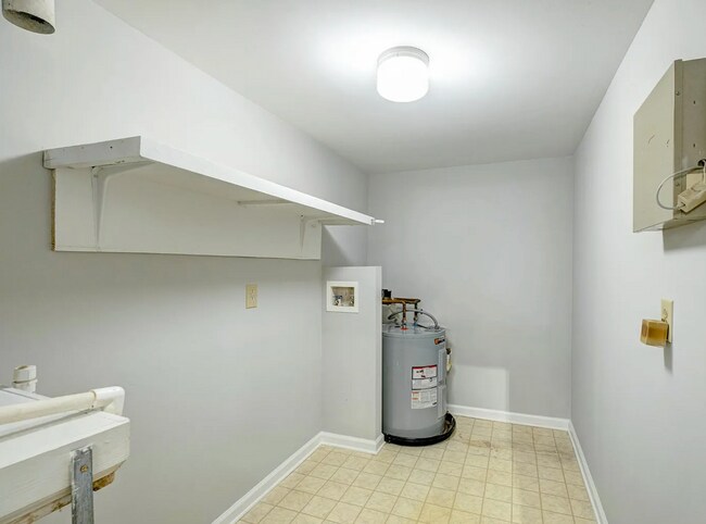 Foto del edificio - 6820 Hwy 70 S